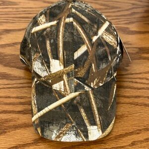 NWT Men’s Camouflage Hat